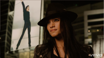 HT-Sofia Boutella.png